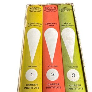 Roget's International Thesaurus and Vocabulary Builder : Complete Word Reference
